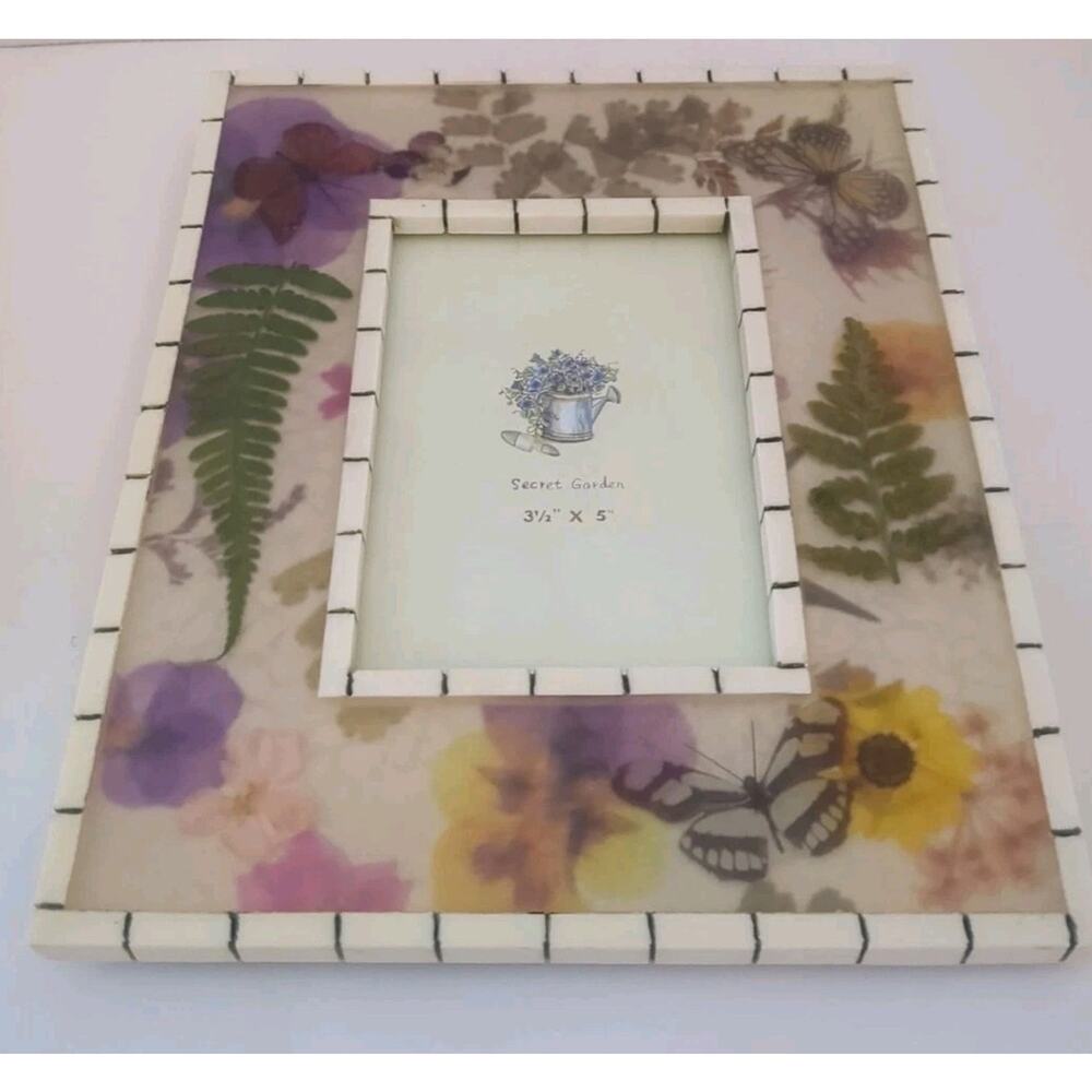 Vintage Floral Resin Frame. Secret Garden. 7x 8.5" fits 3.5x5"